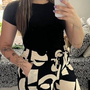 calça preta e preta e bege